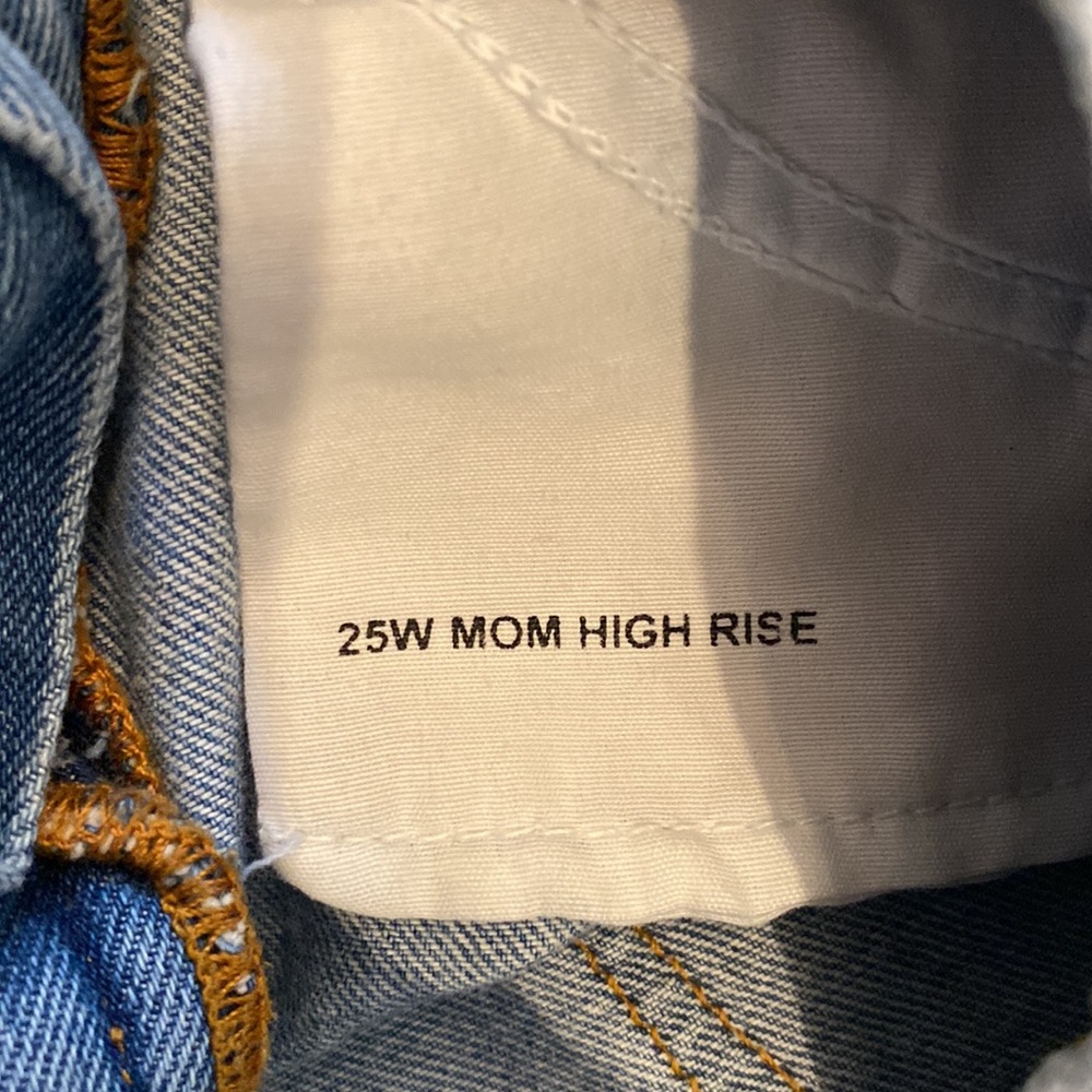 High Rise Mom Jeans - Picture 4 of 6